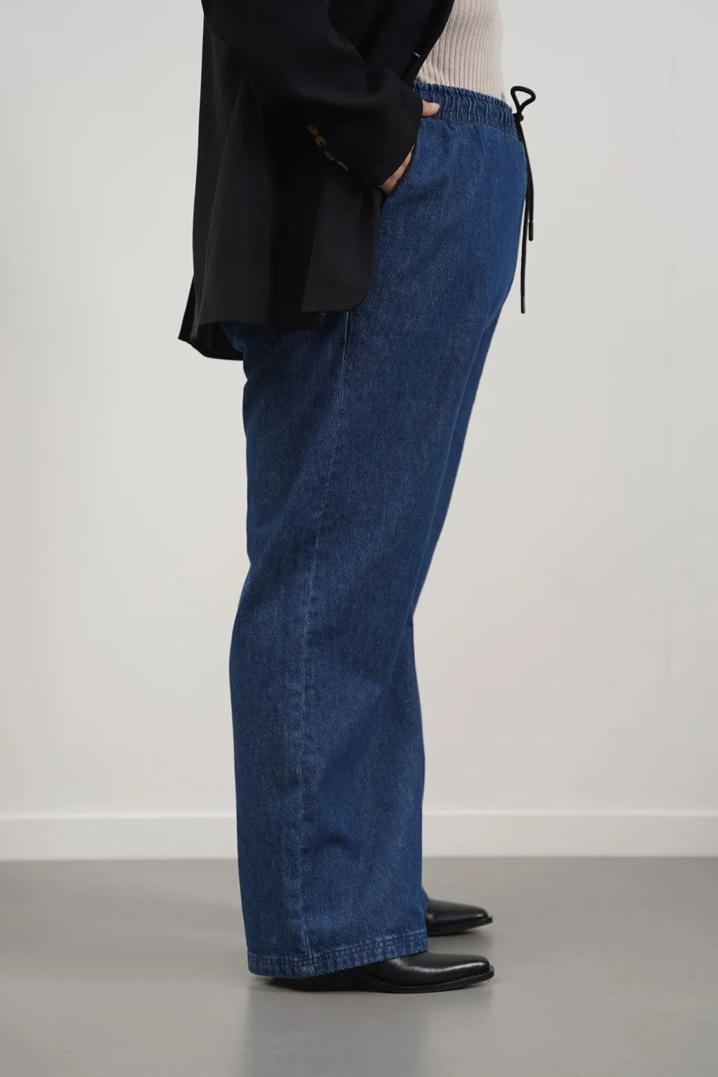 CURVE STRETCHY WAIST WIDE JEANS