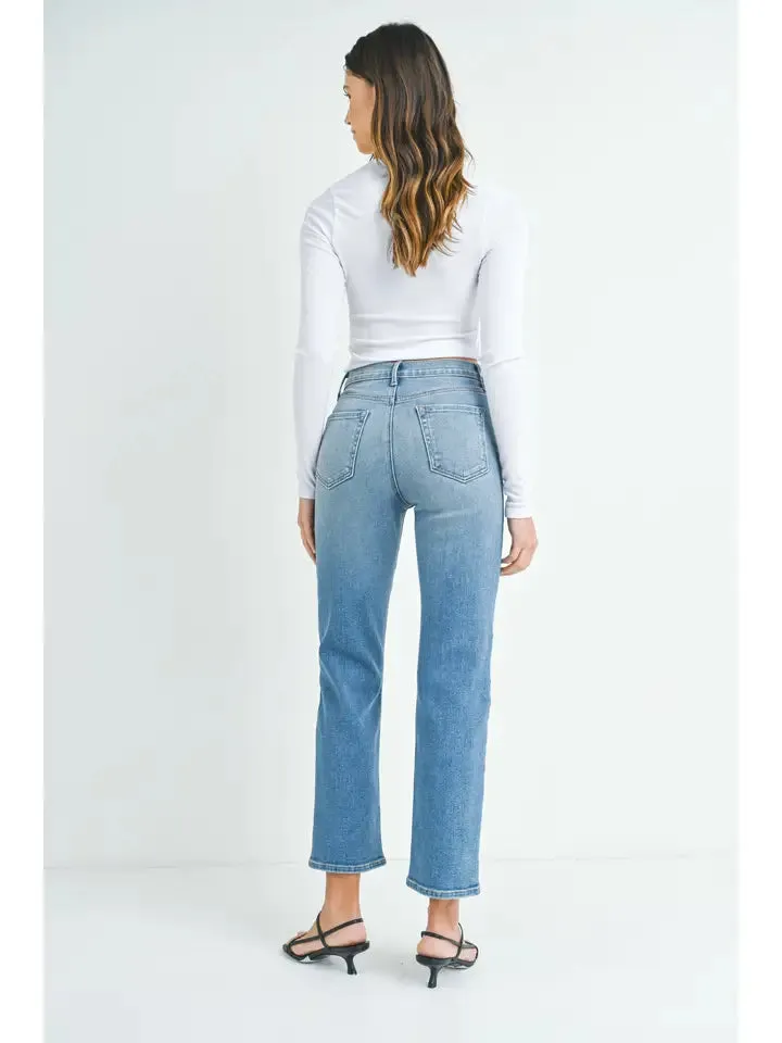 High Rise Classic Straight - Medium Wash