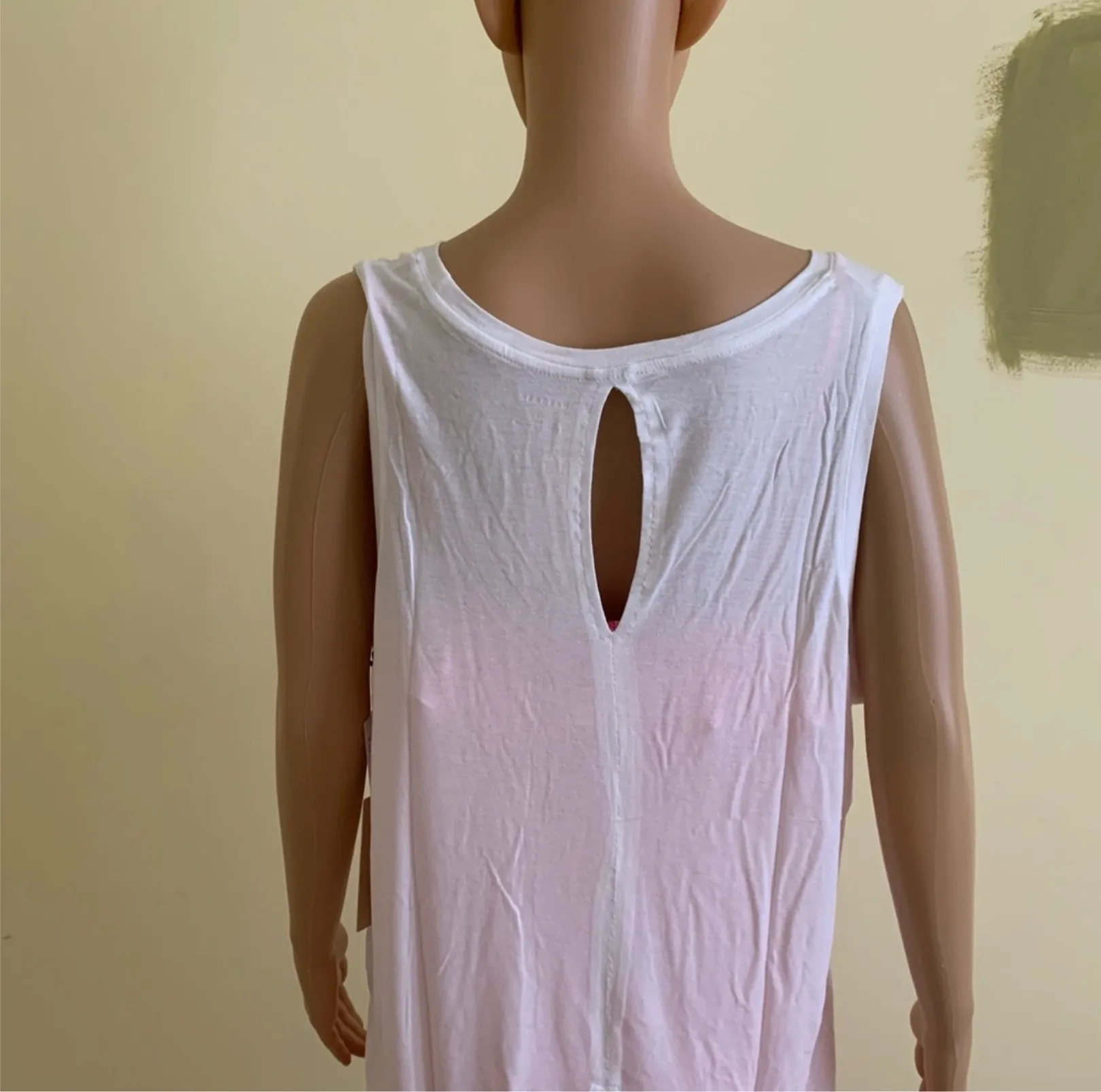 Keyhole Back Tank Top