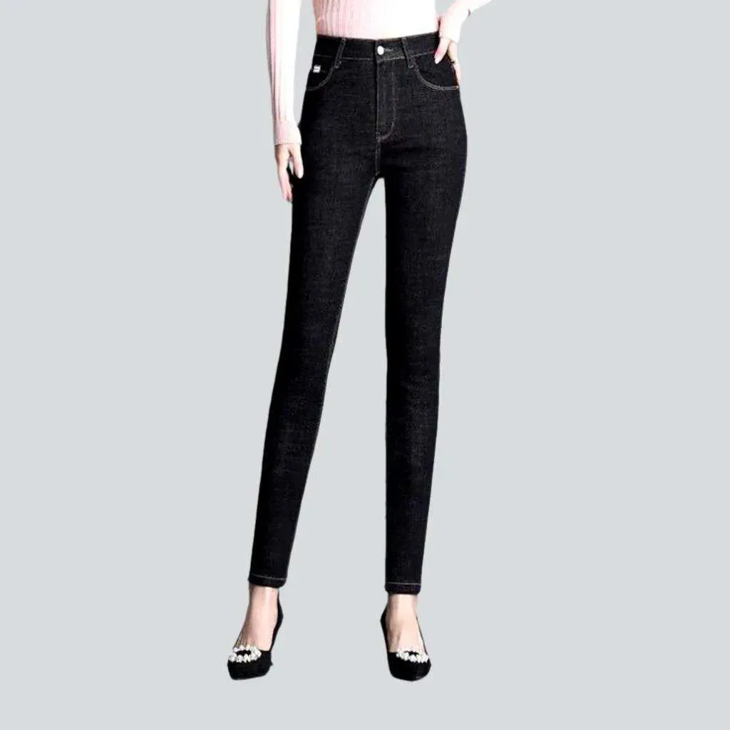 Stretchy skinny jeans
 for ladies